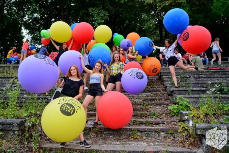 Festiwal kolorów – balony giganty z nadrukiem
