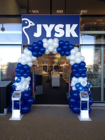 łuk z balonów Jysk